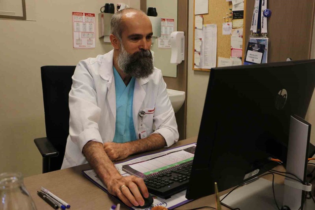 Diyarbakır'da Dr. Hakseven, 8 kadından birinin meme kanseri riski taşıdığını söyledi