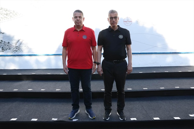 Edirne Sağlık Müdürü Yıldırım, İzmir'de 81 ilin sağlık müdürüyle bir araya geldi
