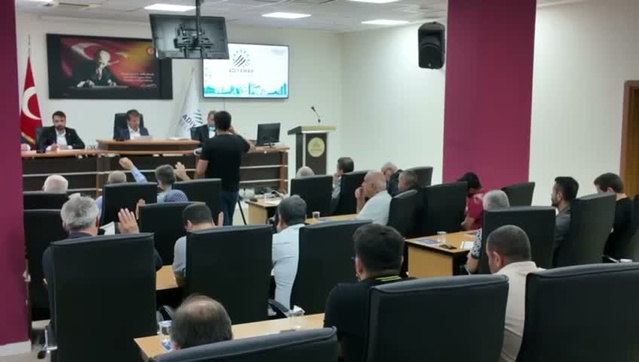 Adıyaman Belediyesi'nin Gölbaşı'na 180 ton bitüm desteği meclis onayından geçti
