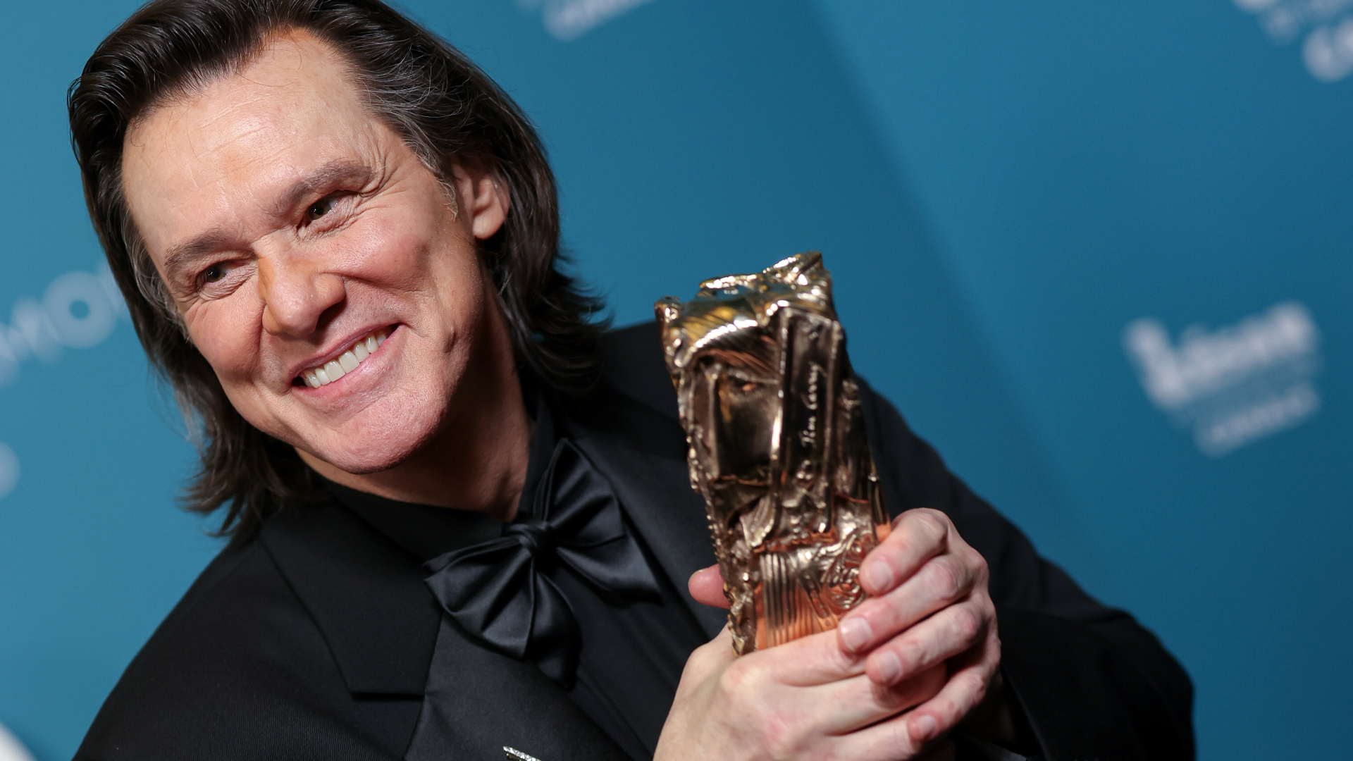 Jim Carrey gizlice evlendi!
