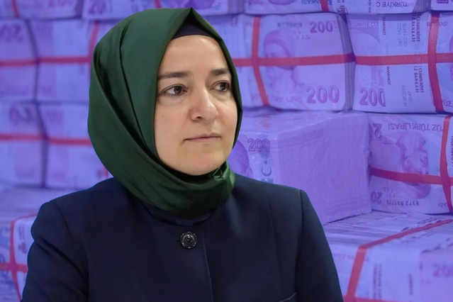 Fon skandalına adı karışan Fatma Betül Sayan Kaya'dan "Tek başıma değildim" mesajı