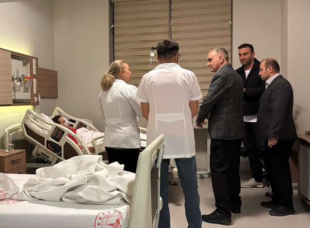 Manisa Akhisar'da 11 ölümlü kazada yaralanan 5 kişi Bursa'ya sevk edildi