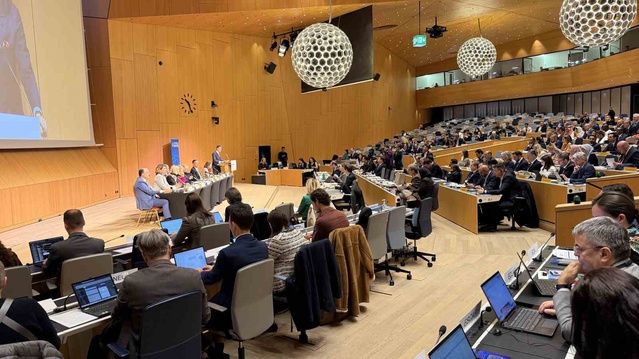 Konya Büyükşehir Başkanı Altay, Cenevre'de BM forumunda konut krizini anlattı
