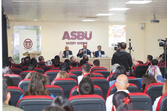 KKTC'de "Doğu Akdeniz ve Filistin Meselesi" başlıklı panel düzenlendi