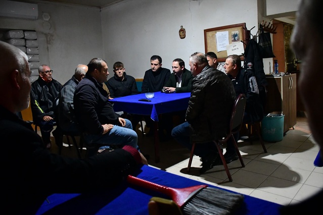 Çanakkale Biga'da sağanak sonrası köylerde su tahliyesi ve altyapı çalışması başladı