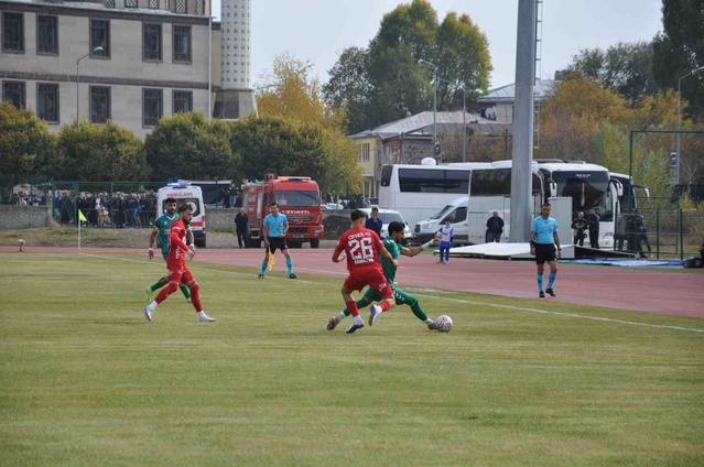Kars 36 Spor, Ziraat Türkiye Kupası'na 3. turda 2-0'lık yenilgiyle veda etti