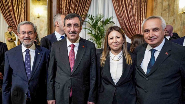OMÜ Rektörü Aydın, Kurtulmuş'un ev sahipliğindeki yasama yılı resepsiyonuna katıldı