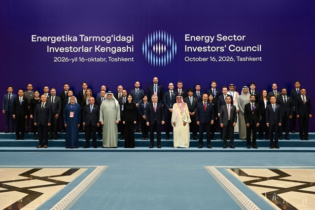 Özbekistan'da enerjide 4,7 milyar dolarlık 6 proje için anlaşma imzalandı