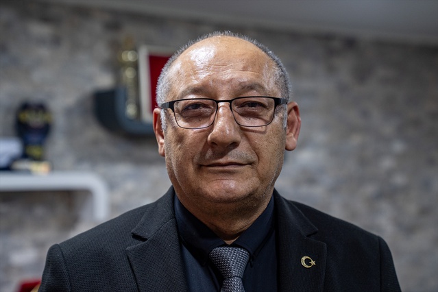 Çin'deki Dünya Halter Şampiyonası'nda 13 milli sporcu madalya ve kota arayacak