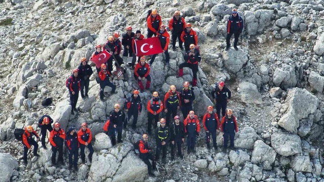 Eskişehir AFAD, Isparta'daki kampta Dedegöl ve Davraz'da kapasitesini güçlendirdi
