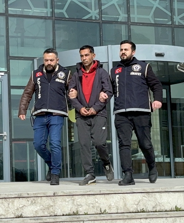 Kırıkkale'de tartıştığı babasını bıçakla öldüren 37 yaşındaki zanlı tutuklandı