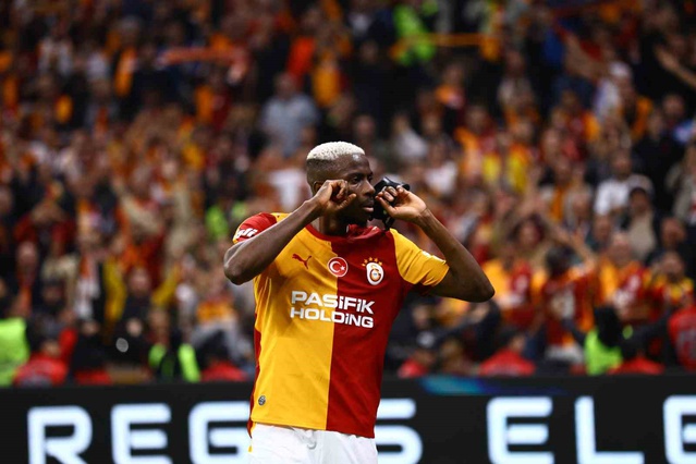 Osimhen, Fenerbahçe'ye 2 gol daha atarak derbi gol sayısını 5'e çıkardı