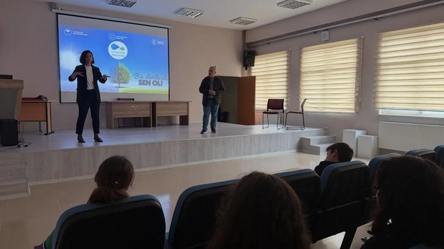 Sinop'ta lise öğrencilerine su tasarrufu ve verimli kullanım yöntemleri anlatıldı