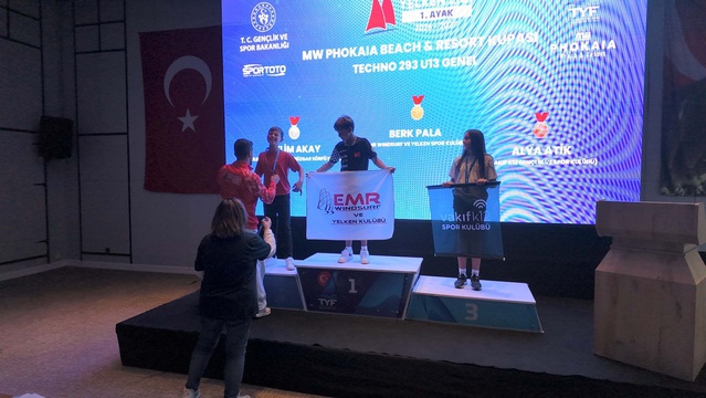 Elif Bayram Foça'da iki birincilik aldı, 110 sporculu ligde Dakar'a gidiyor