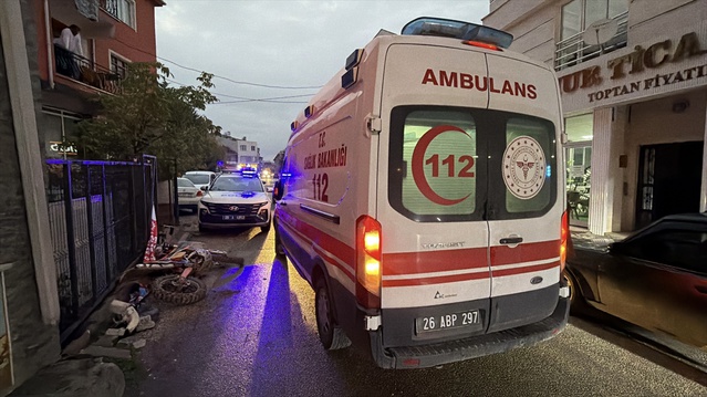 Eskişehir'de polisten kaçan motosiklet sürücüsü yaralandı, 258 bin lira ceza aldı