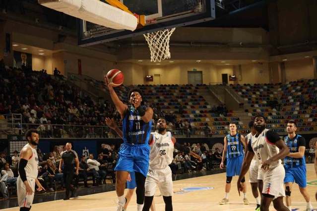 FIBA Europe Cup: Körfez Basket: 112 - Manchester Basketball: 71
