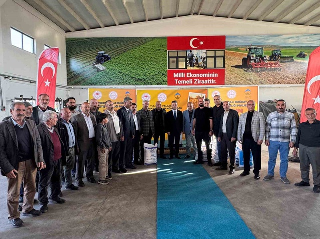 Ağrı'da yüzde 70 hibeli 550 ton sertifikalı buğday tohumu 1.100 üreticiye dağıtıldı