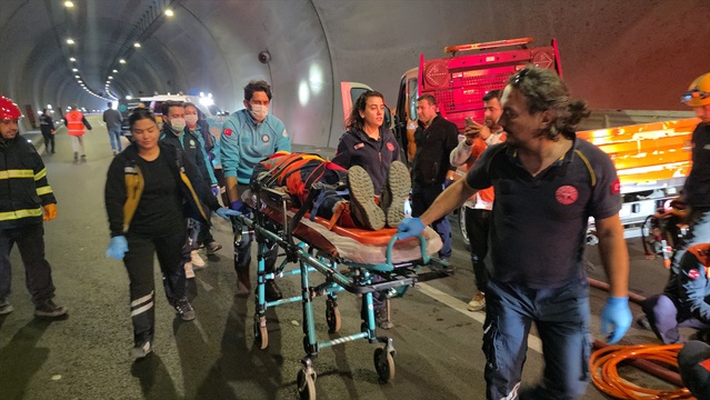 Amasya Gümüşhacıköy'deki Badal Tüneli'nde kaza ve yangın tatbikatı yapıldı