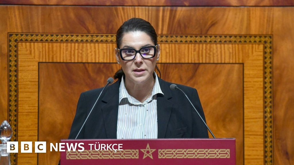 Fatima el-Mansuri: Fas'ın kral, din adamları ve feministler arasında sıkışan ilk kadın başbakanı