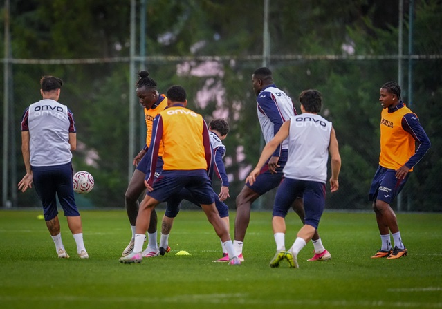 Trabzonspor, Samsunspor maçı hazırlıklarını Thomas Reis yönetiminde sürdürdü