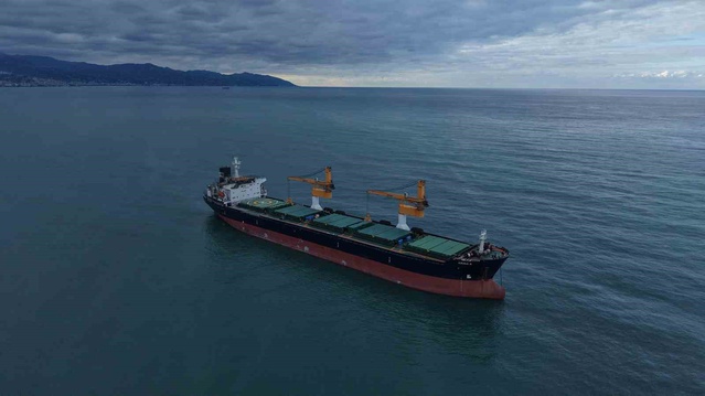 Eylülde dron saldırısında kaptanı hayatını kaybeden ARINA A Trabzon açıklarına ulaştı