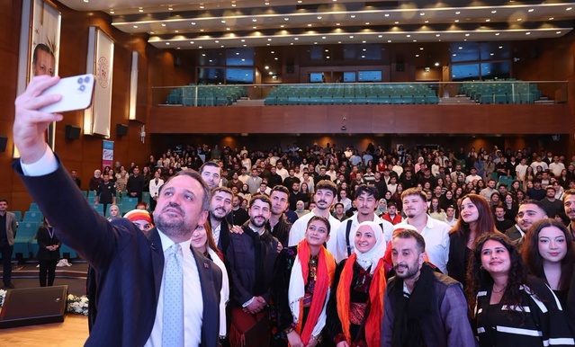 BAÜBİS öğrencileri, 80. Gençler Bakanlığında programı kapsamında 404 gençle buluştu