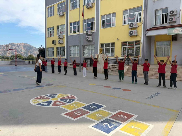 Aydın'da 4. sınıf öğrencileri Spora İlk Adım projesiyle spor alışkanlığı kazanıyor