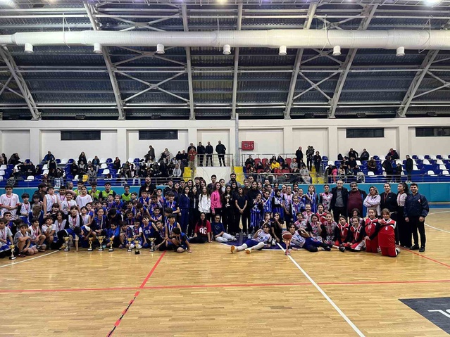Erzurum'da Cumhuriyet Bayramı basketbol turnuvasında 12 maç oynandı