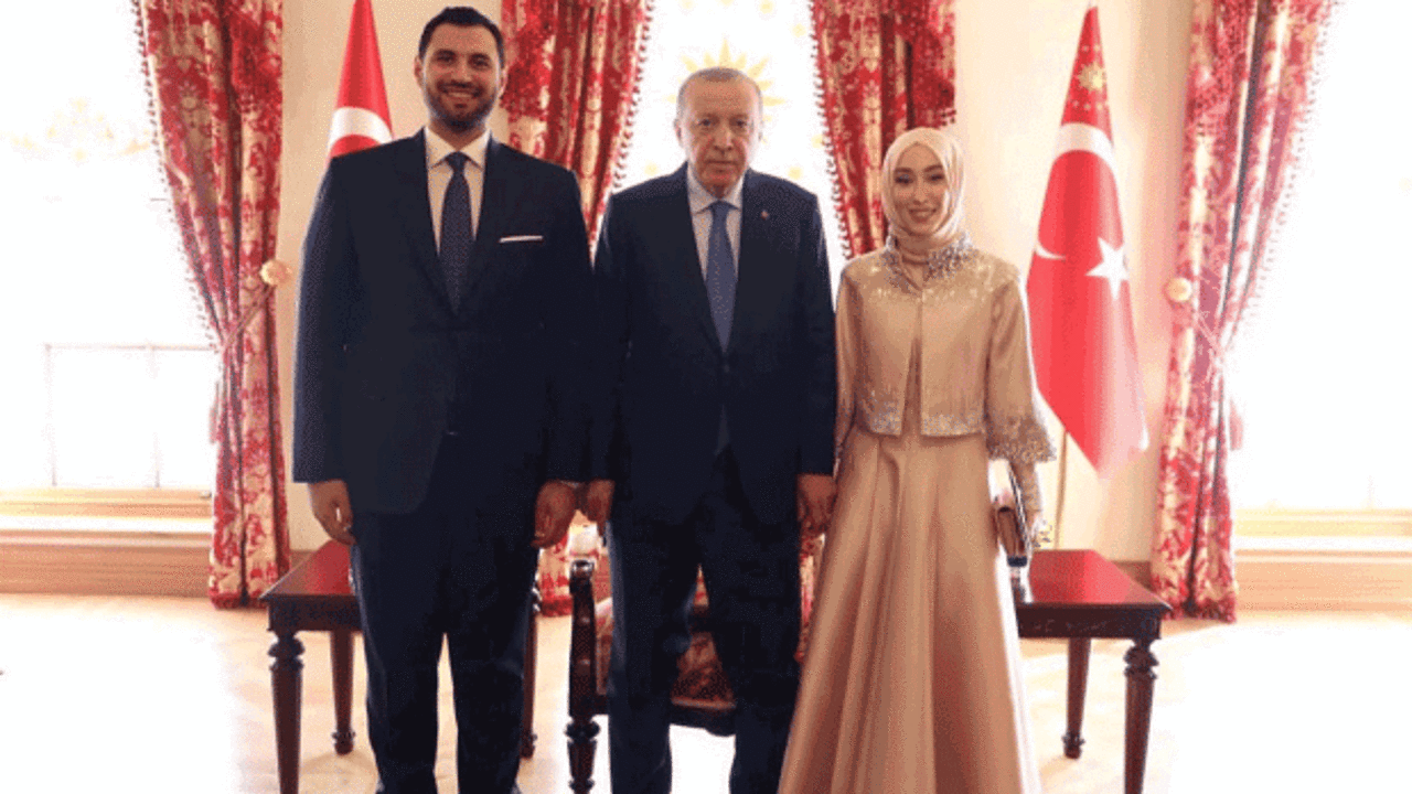 AK Parti'nın en genç milletvekili Rumeysa Kadak nişanlandı!