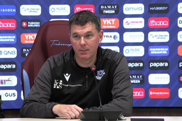 Trabzonspor, dostluk maçında Drogheda United'a 1-0 yenilerek genç oyuncularını denedi