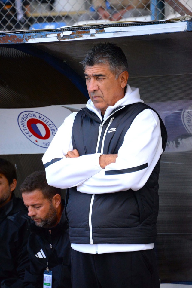 Sözleşmesi geçen hafta 2028'e uzatılan Sait Karafırtınalar, Fethiyespor'dan ayrıldı