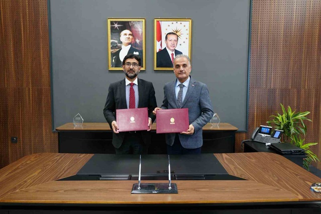 Sakarya Üniversitesi Pakistanlı IMSciences ile öğrenci değişimi protokolü imzaladı