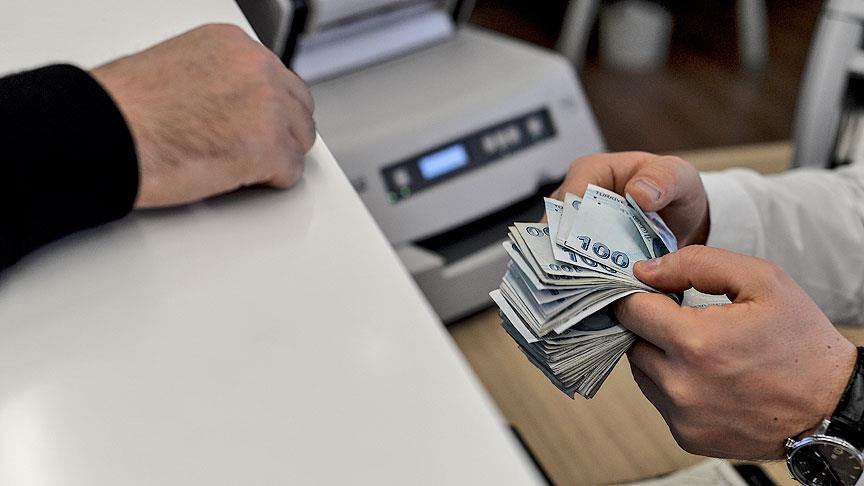Fitch ve S&P'dan fon soruşturması değerlendirmesi