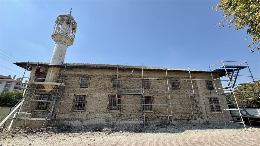 Konya'nın tarihi camileri restore ediliyor