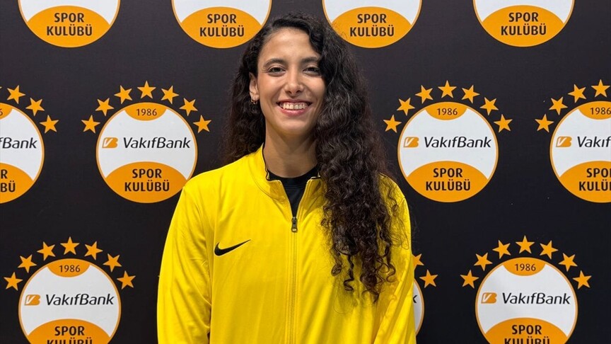 VakıfBanklı voleybolcu Deniz Uyanık, bu sene ilkleri yaşadığı için mutlu