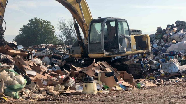 Bursa İnegöl'de geri dönüşüm tesisinde 39 yaşındaki iş yeri sahibi kurtarılamadı