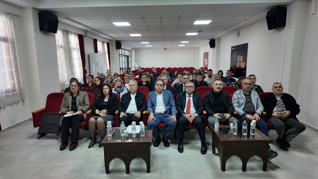 Eskişehir'de EYS eğitimi Bala Hatun Yurdu'nda video konferansla gerçekleşti