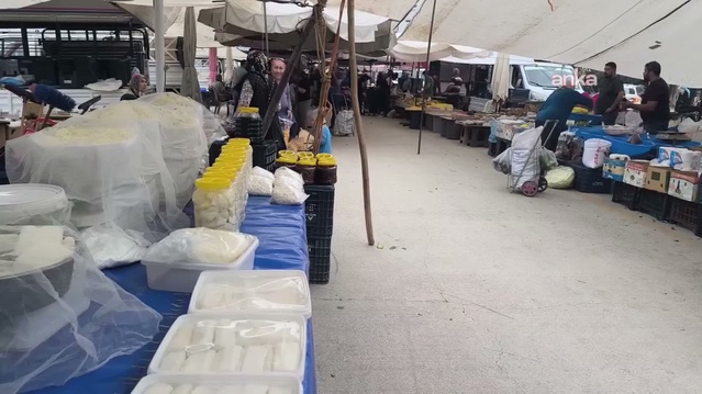 Kadirli'de 23 bin lira maaş alan emekliler pazarda elleri boş dönüyor
