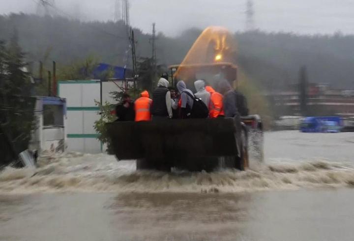 Ayazağa'da canlı yayında kurtarma operasyonu