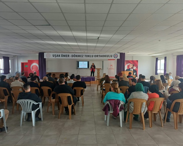 Uşak İl Tarım ve Orman Müdürlüğü okul kantini çalışanlarına hijyen eğitimi düzenledi