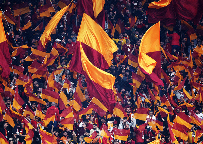 Galatasaray-Barcelona maçı öncesi karaborsa bilet operasyonu, 10 şüpheli gözaltına alındı