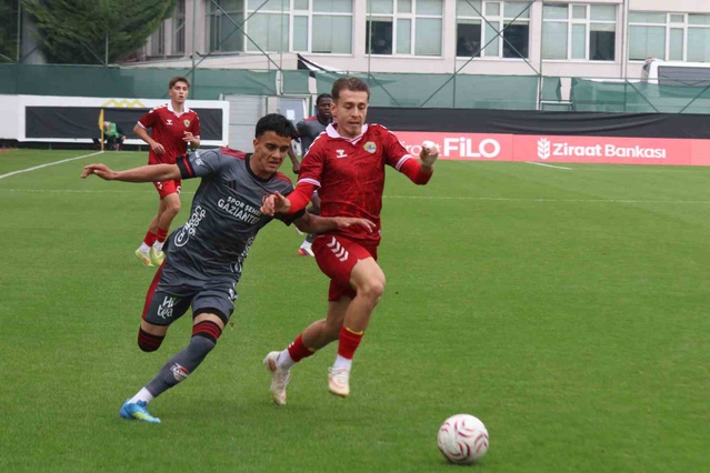Etimesgut SK, Ziraat Türkiye Kupası'nda Gaziantep FK'ya kendi sahasında 4-0 yenildi