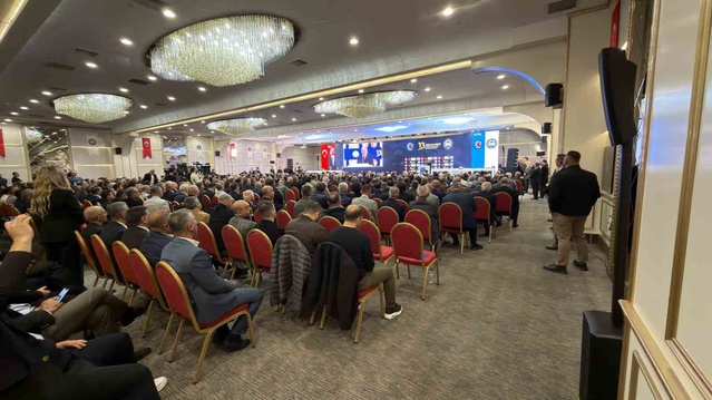 Uraloğlu, Yol-İş kurultayında alın terinin karşılığı sadece teşekkür olmamalı dedi