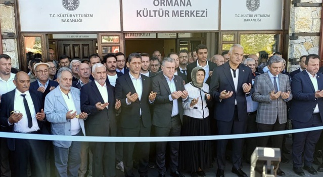 Talas Belediye Başkanı Yalçın, İbradı'da bakanların katıldığı açılışa iştirak etti