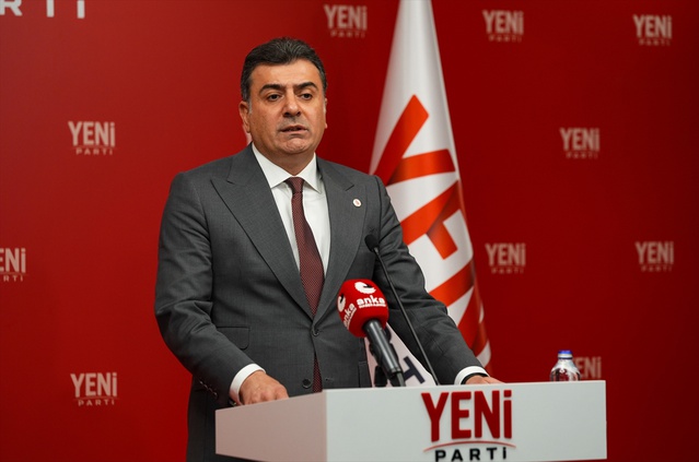 Yeni Parti Sözcüsü Emre, fon vurgununun maliyetinin borsa kaybıyla arttığını belirtti