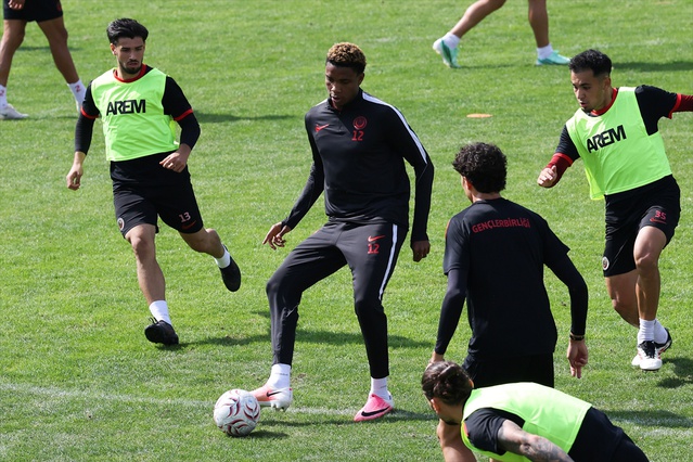 Gençlerbirliği, Diyadin'in ardından Amed Sportif mesaisini Erkin Şimşir'le sürdürdü