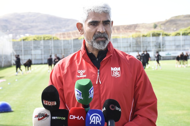 Sivasspor, İsmet Taşdemir ile yollarını ayırdı, Taşdemir maddi talepte bulunmadı