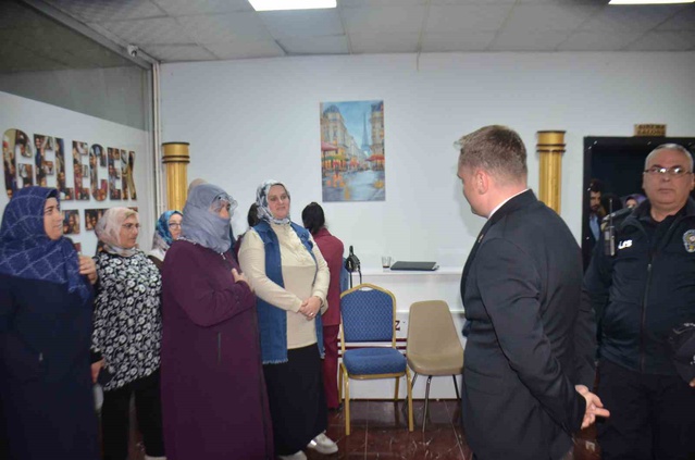 Muş Bulanık'ta bağımlılık seminerinde aile içi iletişimin önemi vurgulandı