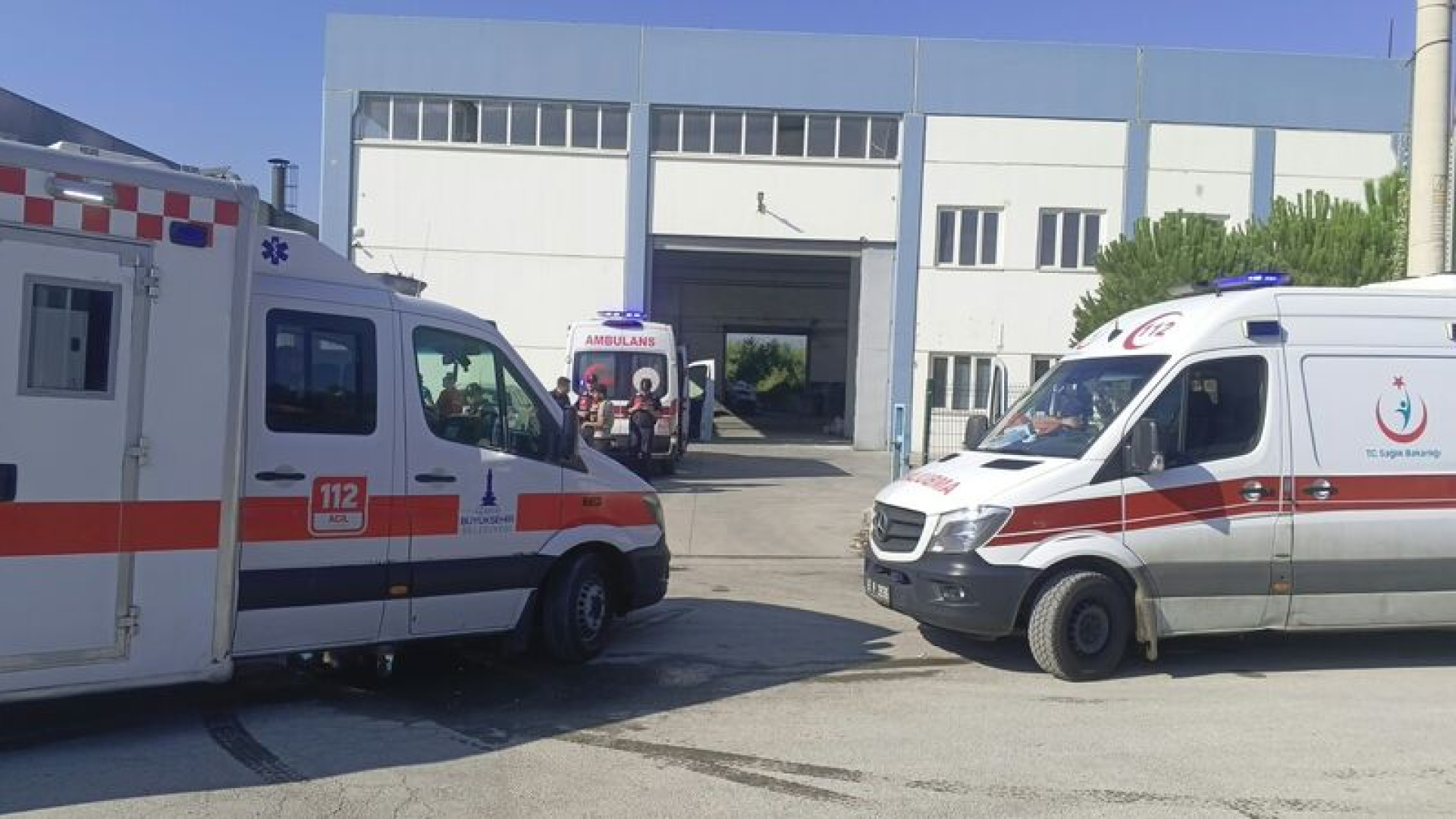 Fabrikada patlama! 3'ü ağır, 7 işçi yaralı