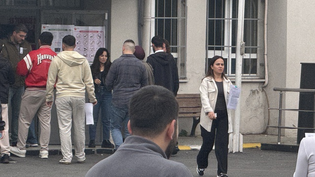 Avcılar'da aynı isimli iki okulu karıştıran aday KPSS'ye giremedi